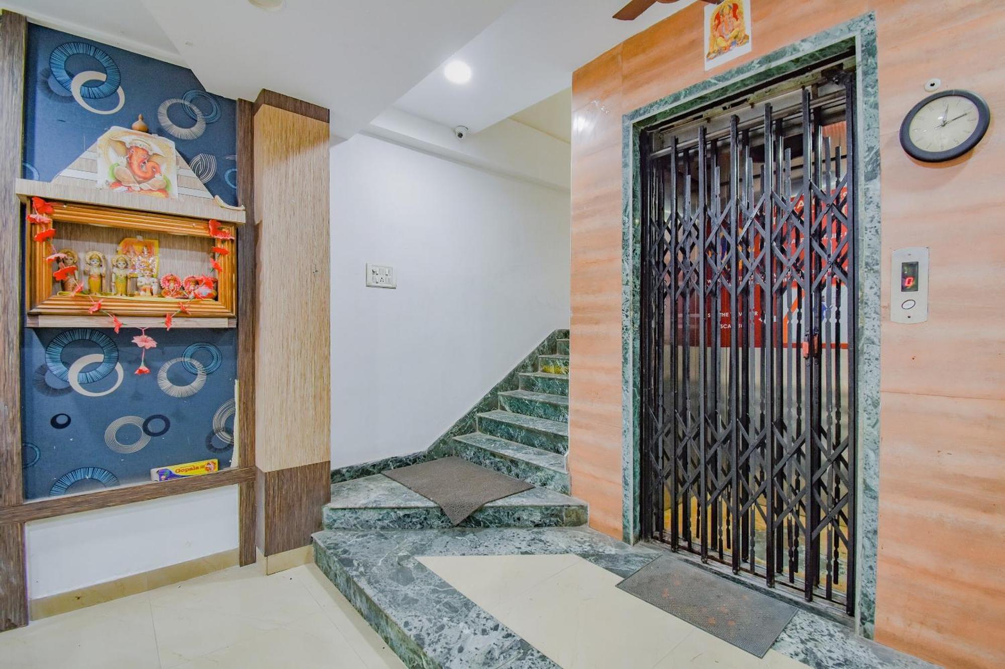 Super Hotel O Adri Hotels 2 Near Dum Dum Metro Station Zewnętrze zdjęcie